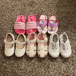 5 pairs of toddler girl shoes. Size 6